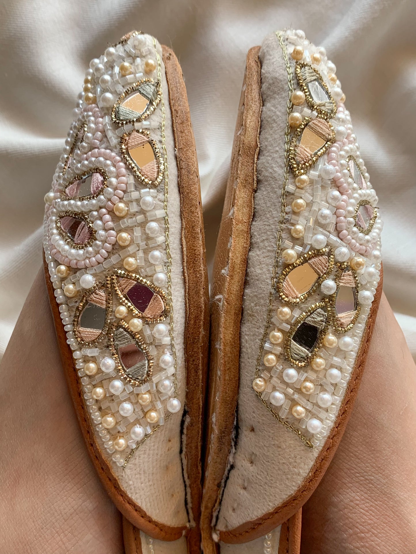 The Mah-e-Noor - Premium Handmade Leather