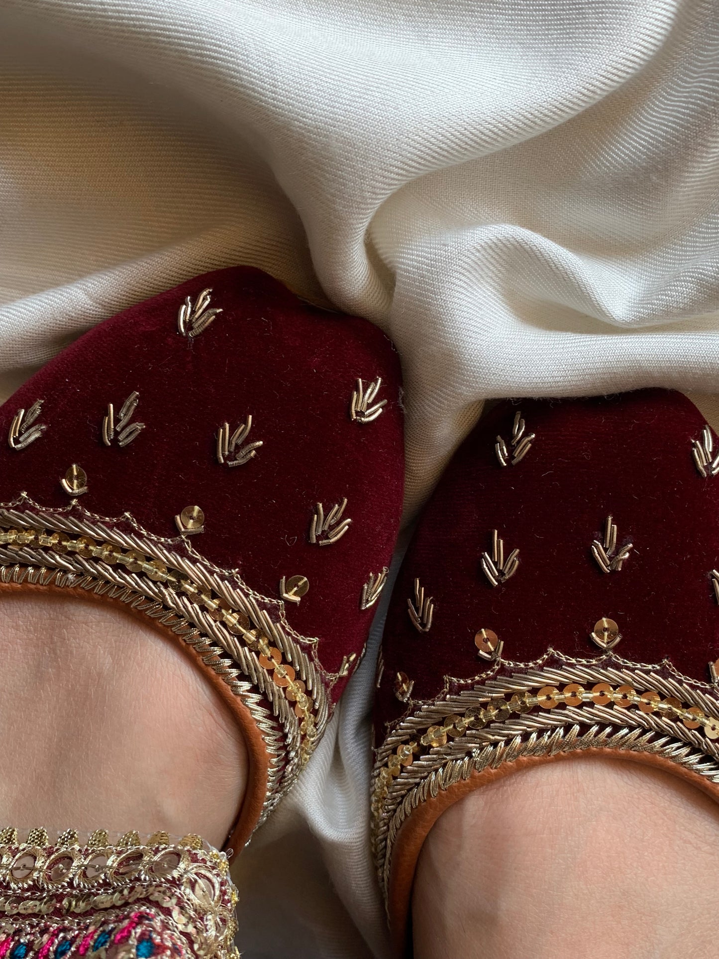 The Gul-e-Laal - Premium Handmade Leather