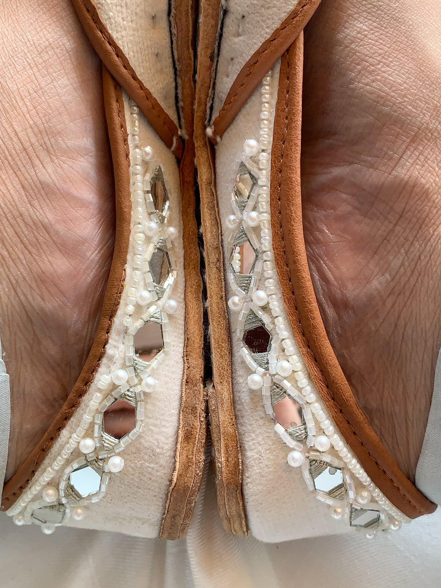 The Mah-e-Noor - Premium Handmade Leather