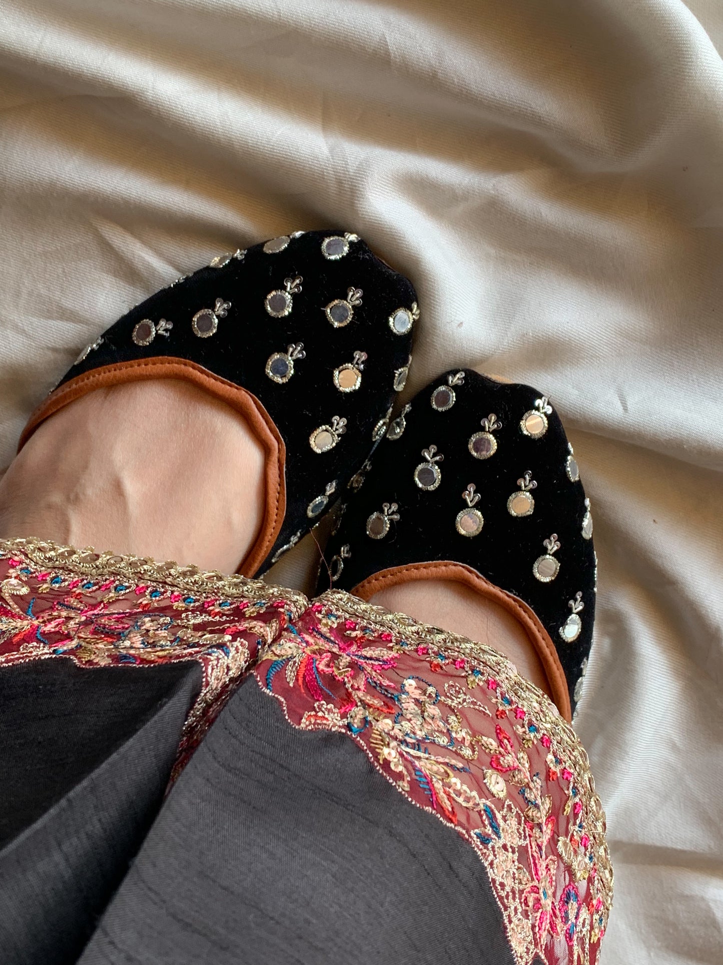 The Shab-e-Noor - Premium Handmade Leather