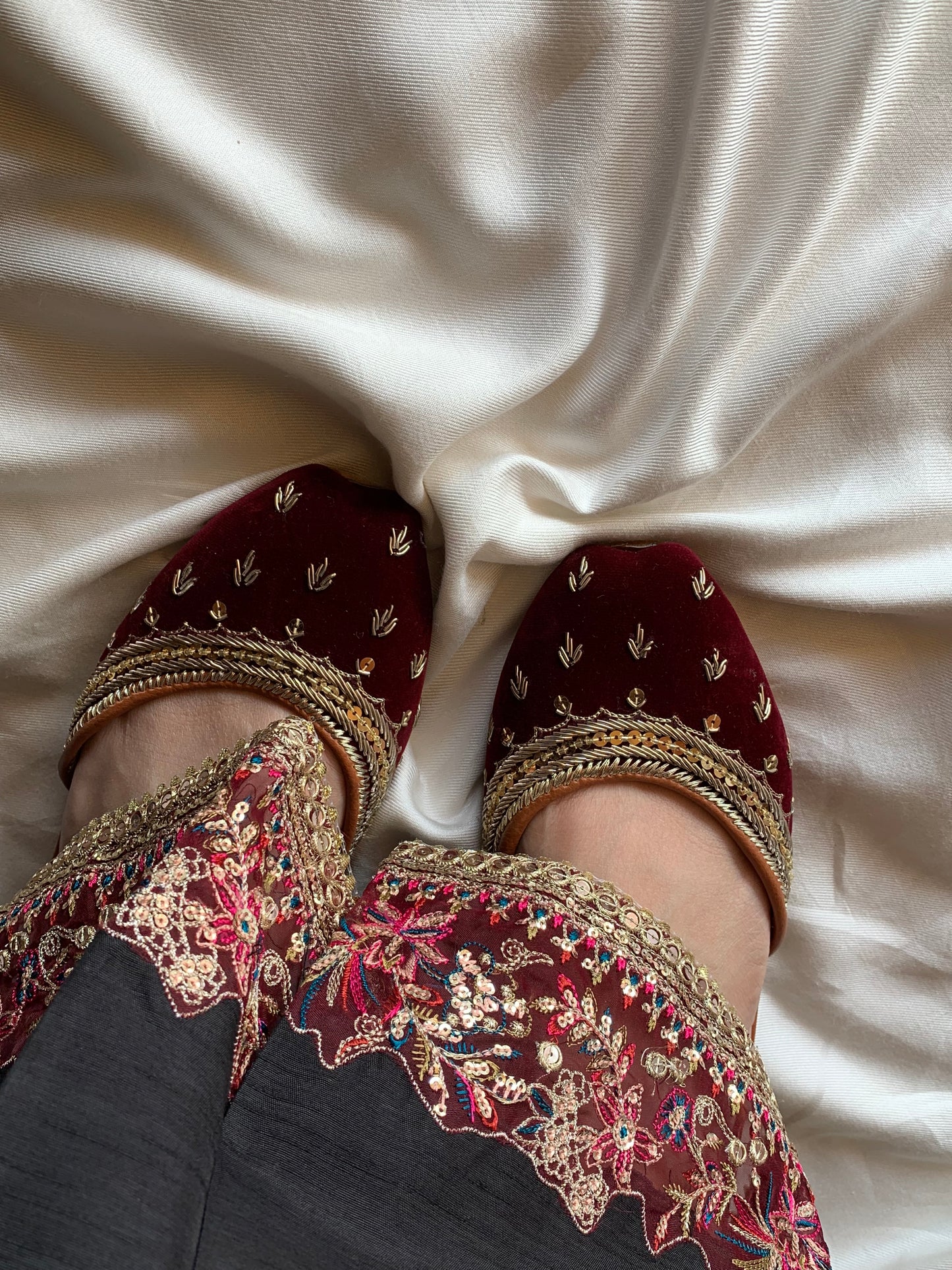 The Gul-e-Laal - Premium Handmade Leather
