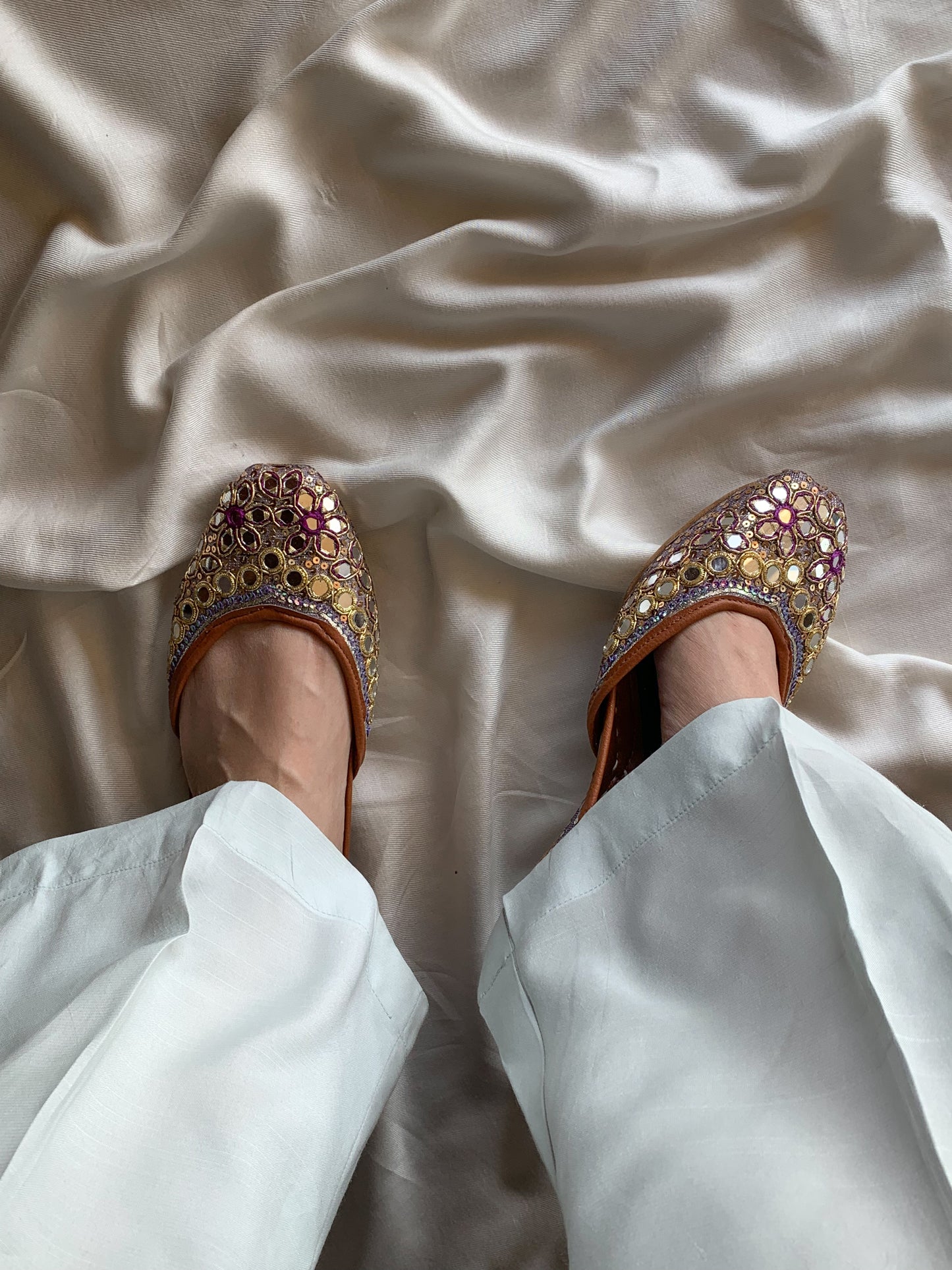The Nilofer - Premium Handmade Leather
