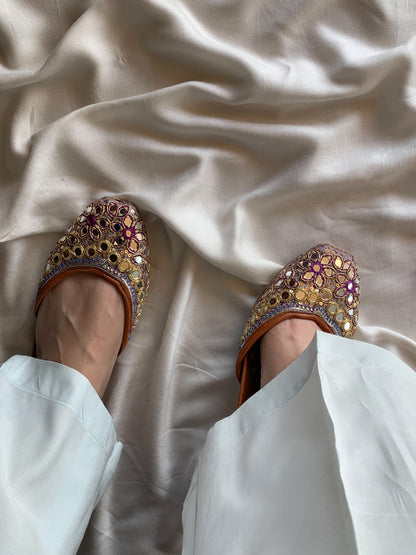 The Nilofer - Premium Handmade Leather
